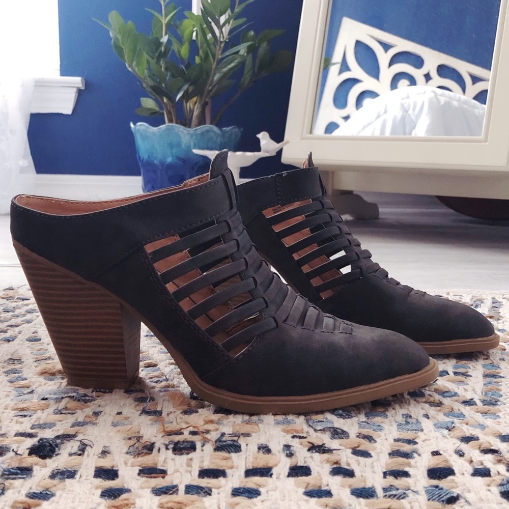 SOLD - Report Mules - Gray